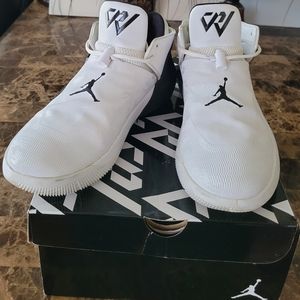 Men Jordan Why Not White and black Sz 9
